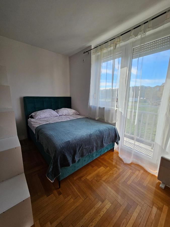 Apartman Lollita Banyaluka Dış mekan fotoğraf