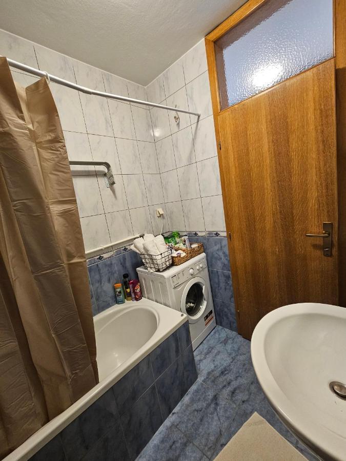 Apartman Lollita Banyaluka Dış mekan fotoğraf