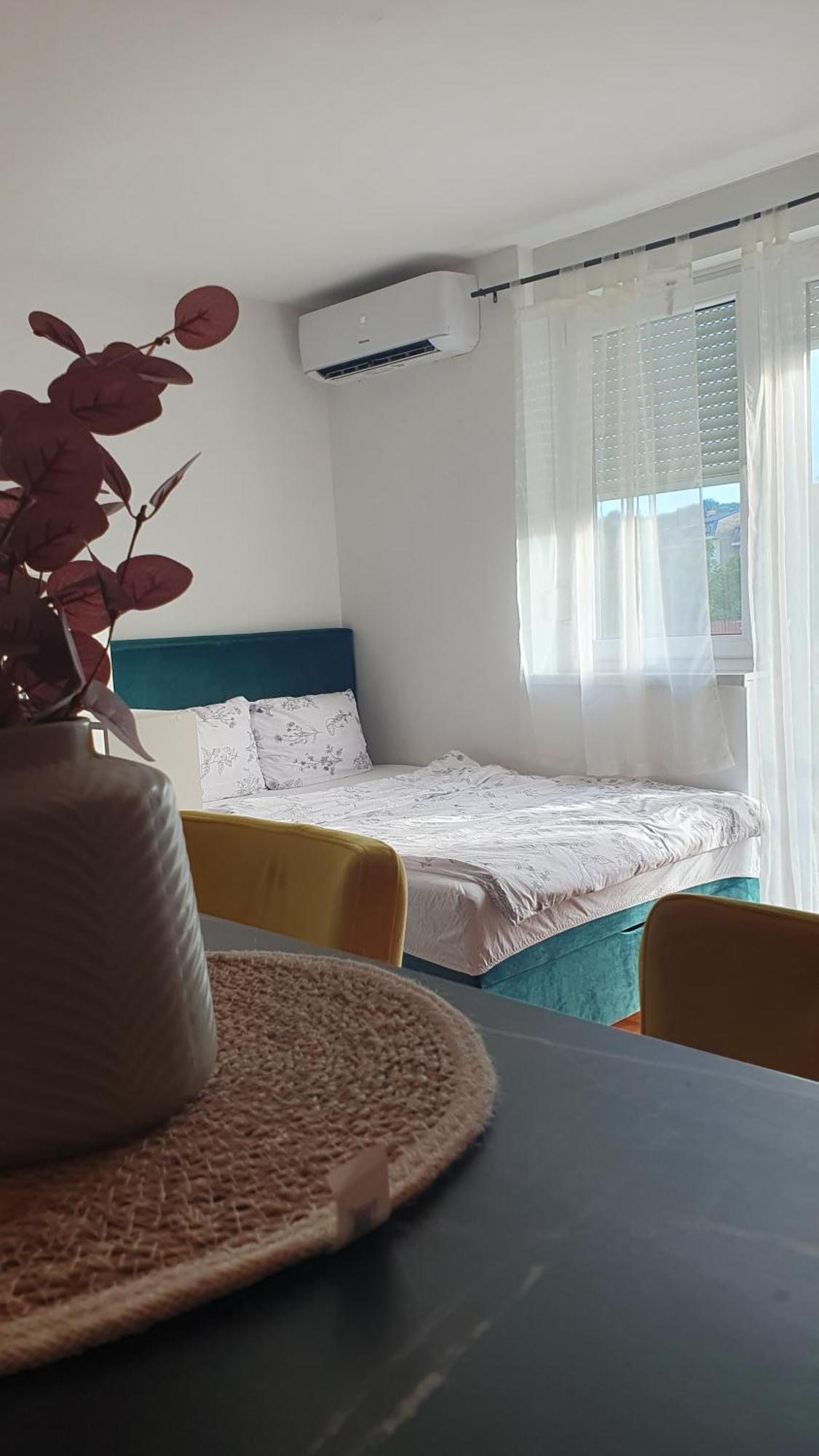 Apartman Lollita Banyaluka Dış mekan fotoğraf
